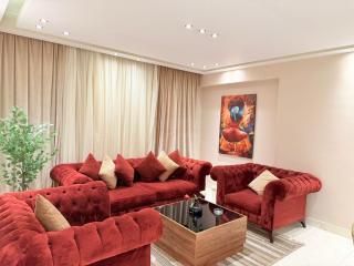 Bright 3BR Nasr City Stay Balcony and BBQ - 5