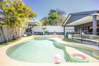 Caves Coastal Escape - 0