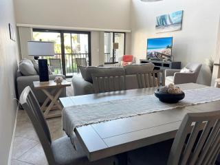 Peaceful Escape – Tamarind with Pool & Bay Views - 4