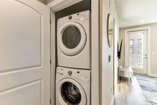 1min Delta - Salt Palace - King Bed - Gym - Parking - 6