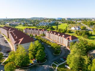 Grand Crowne Resort - 1