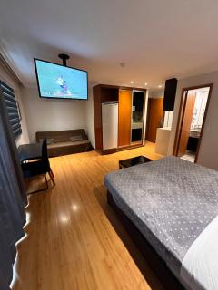 Barra da Tijuca - 508 - De Frente para Maravilhosa Piscina - Estacionamento Gratuito - Academia Comphania Atletica - Balsa para Praia Grátis - Microondas - Geladeira Grande - Recepção 24horas - Wi-Fi - Com Pia - 5