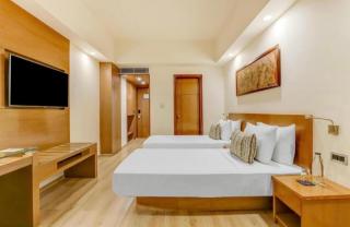 Hotel Red Plaza -Near Delhi Airport & Free Airport Drop - 7