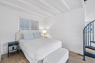 Stairway to Heaven Carriage by 30A Escapes - 3