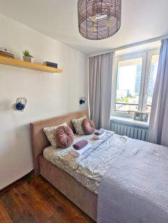 2-rm. Skyline view. Center. - 4