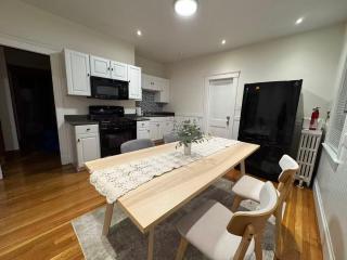 Cozy 4BR2BA Apartment Near Boston and Revere Beach - Revere - 7