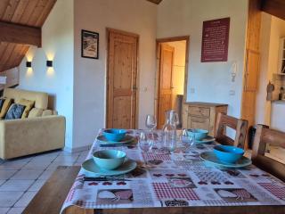 Appartement Confortable à 100m de la Télécabine avec Balcon et Équipements Complets - FR-1-624-41 - 0