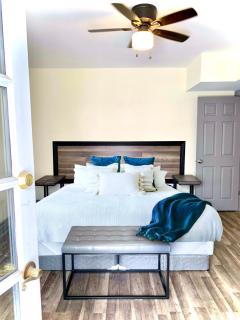 Group HQ, 9BR Near Falls, Casino & Attractions - 6