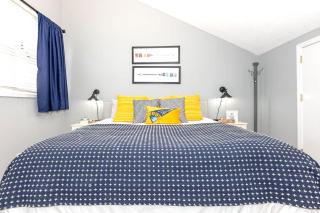 3 Bedroom Osage Beach Condo w/ Pool & Main Channel Views - 4