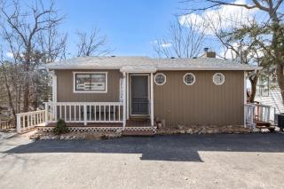 Amazing Views Close to the Strip - Private Dock! - 0