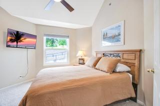 Amazing Views from Balcony, Loft & Gated Pool - 5