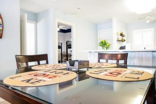 Amazing Main Channel Views with Screened Balcony - 1