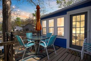 3mm Lake Ozark, Trailer Parking, Dock, Boat Slip, & Amazing Cove Views - 4