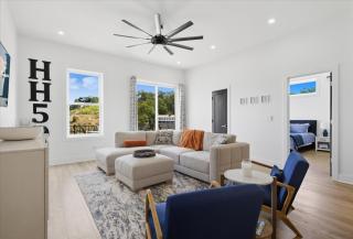 Expansive Deck, Private Dock, Boat Slip and Stunning Views - 9