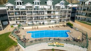 Boat Slip, 3 Pools, Golf, Ozarks Ampitheater, & Amazing Lake Views at the 13mm Big Niangua - 5