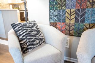 Captivating Views, Amazing Design and Lake Living - 1