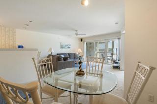 Games, Lake Views, Ease of Access to Unit & Attractions, Family-Friendly, Outdoor Comfort - 3