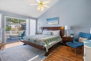 Amazing Wall of Windows, Swim Dock & Pet Friendly - 9