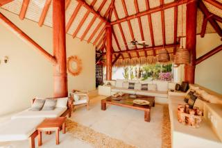 Dream villa with private beach and catering - 5