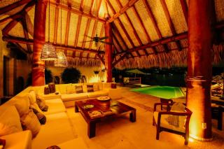 Dream villa with private beach and catering - 4