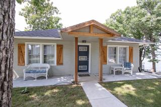 Amazing Decks, Sunsets & Lake Days - 8