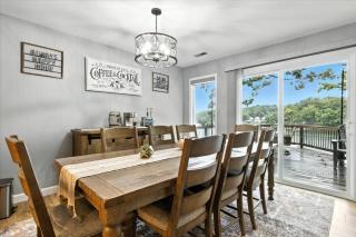 Garage Parking, Slide, Kayaks & Fun at 10MM - 4