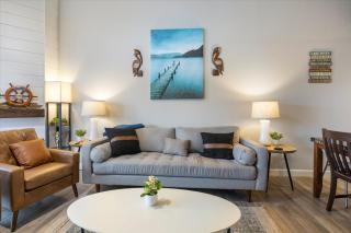 Family-Perfect Lakefront Fun at The Ledges, 21mm, 2 Pools & Beach - 9