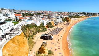 OceanView Apartment by BeCherish - 9