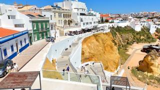 OceanView Apartment by BeCherish - 5