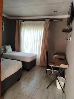 Muhle Guesthouse - 4