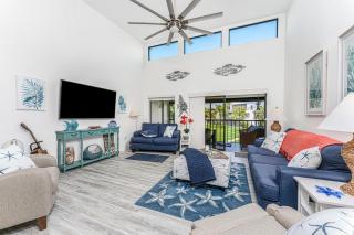 Tamarind 2BR – Bright, Beachy & Steps to the Sand - 3
