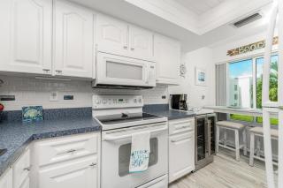 Tamarind 2BR – Bright, Beachy & Steps to the Sand - 1