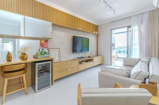 Apto Pe na Areia com Varanda e Churrasqueira - 0