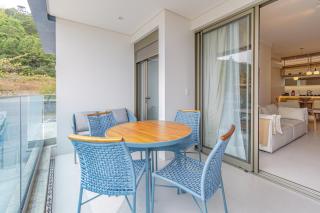 Apto Pe na Areia com Varanda e Churrasqueira - 2