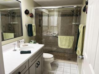 Bayside 2BR – Walk-Out Patio by Heated Pool - 4