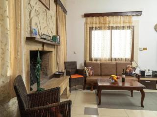 Modern holiday home in Stalos with balcony - 6