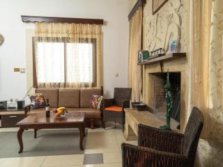 Modern holiday home in Stalos with balcony - 8