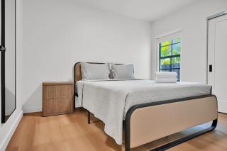 Prestige Retreat by Renzzi - 1