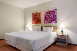 NH Atlanta Rotterdam Hotel - 2