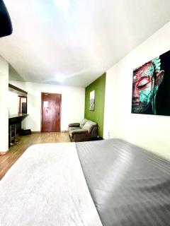 Jungle City Flat - 9