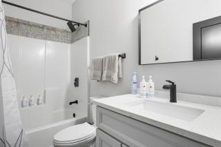 Huge Private Dock w/ 2 Slips + 2PWC, Beautiful Views, Lakeside Hot Tub, Pool & Pickleball - 5