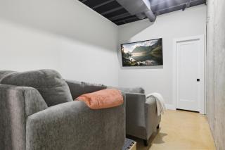 Huge Private Dock w/ 2 Slips + 2PWC, Beautiful Views, Lakeside Hot Tub, Pool & Pickleball - 3