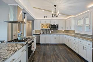 Lakefront Home with Game Room, Firepits & Gazebo at 3MM - 8