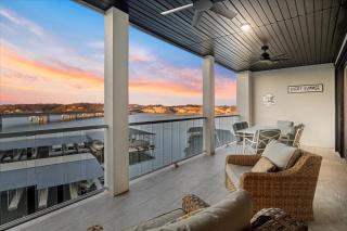 Topsider Condo w/ Updated Design & Amazing Main Channel Views - 8