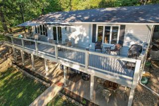 Ideal Cove with Amazing Dock, Kayaks & Fire Pit - 9