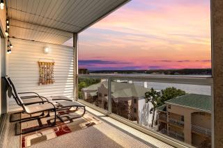 Prime Spot, Breathtaking Views, Nearby Attractions - 7