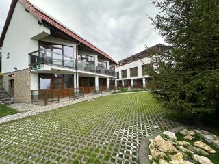 Pension Green Park - Braşov - 9