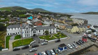 Knightstown Cottage - 3