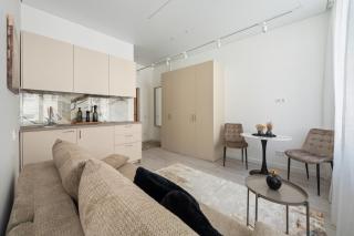 Close to Old Town & Amenities - 3