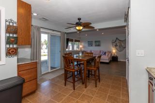 Pet-Friendly Condo at MM-19 w/ Boat Slip & Lake Views - 2